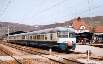 427 104-5