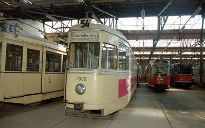 BVG (West) 7000